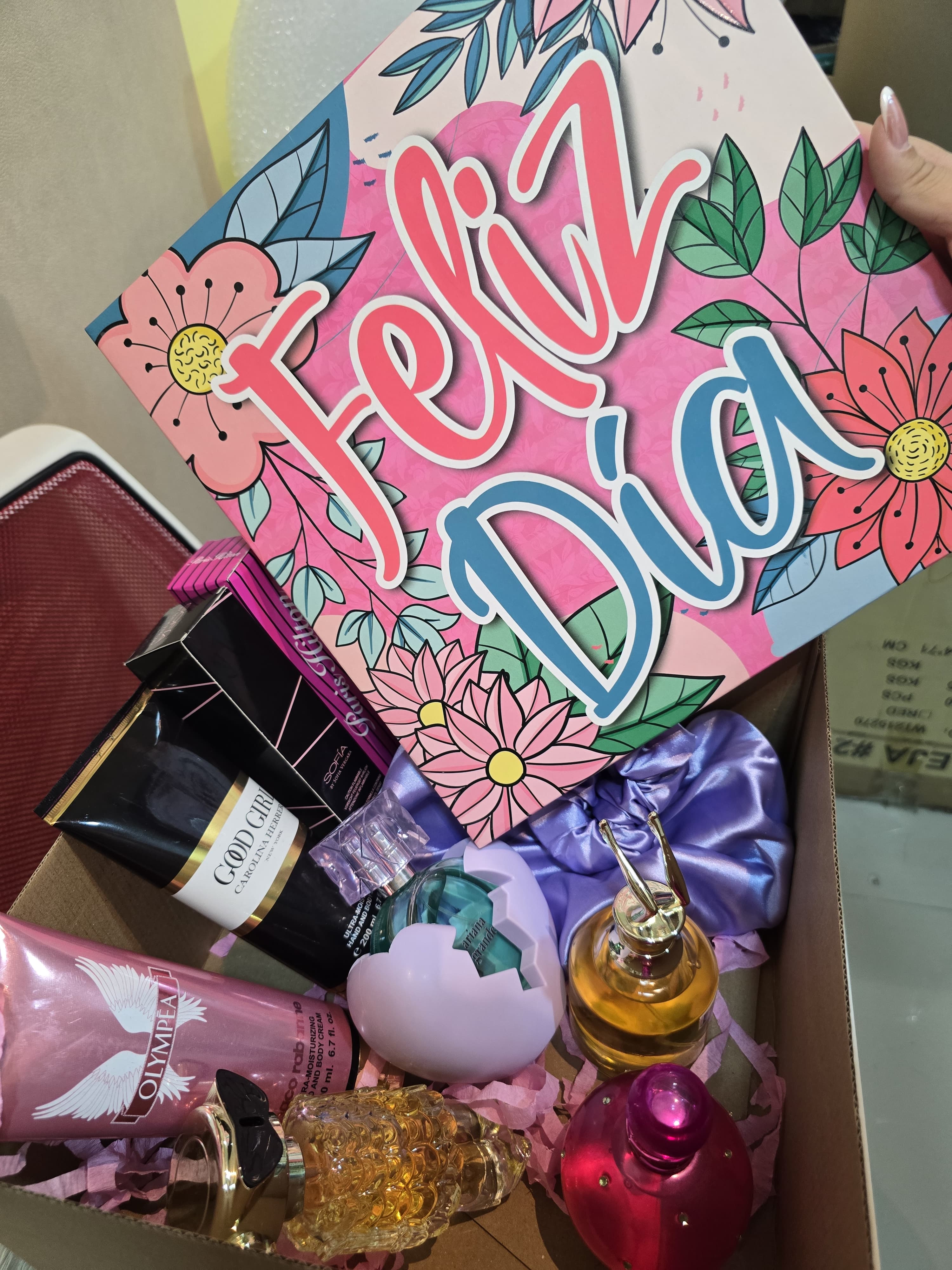 caja 10 productos para mama